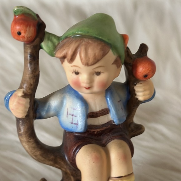 Goebel Hummel | Apple Tree Boy Figurine TMK-2 - Picture 7 of 7